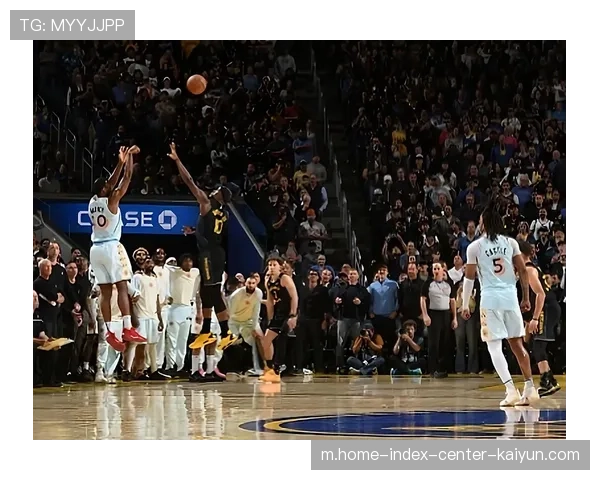 勇士残阵险胜灰熊 裁判报告揭晓最后1分38秒漏判细节